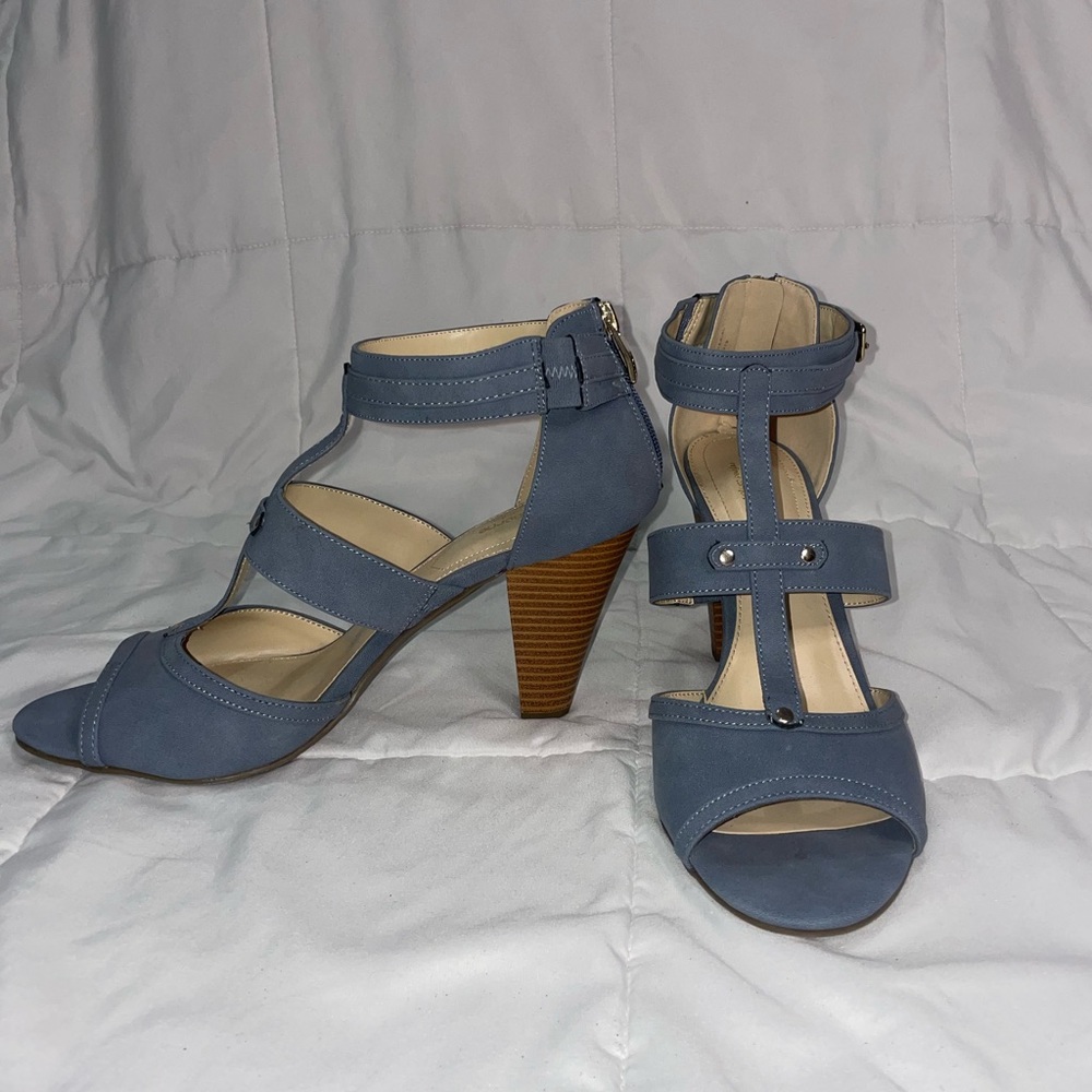 Liz Claiborne Blue refined comfort heeled boots